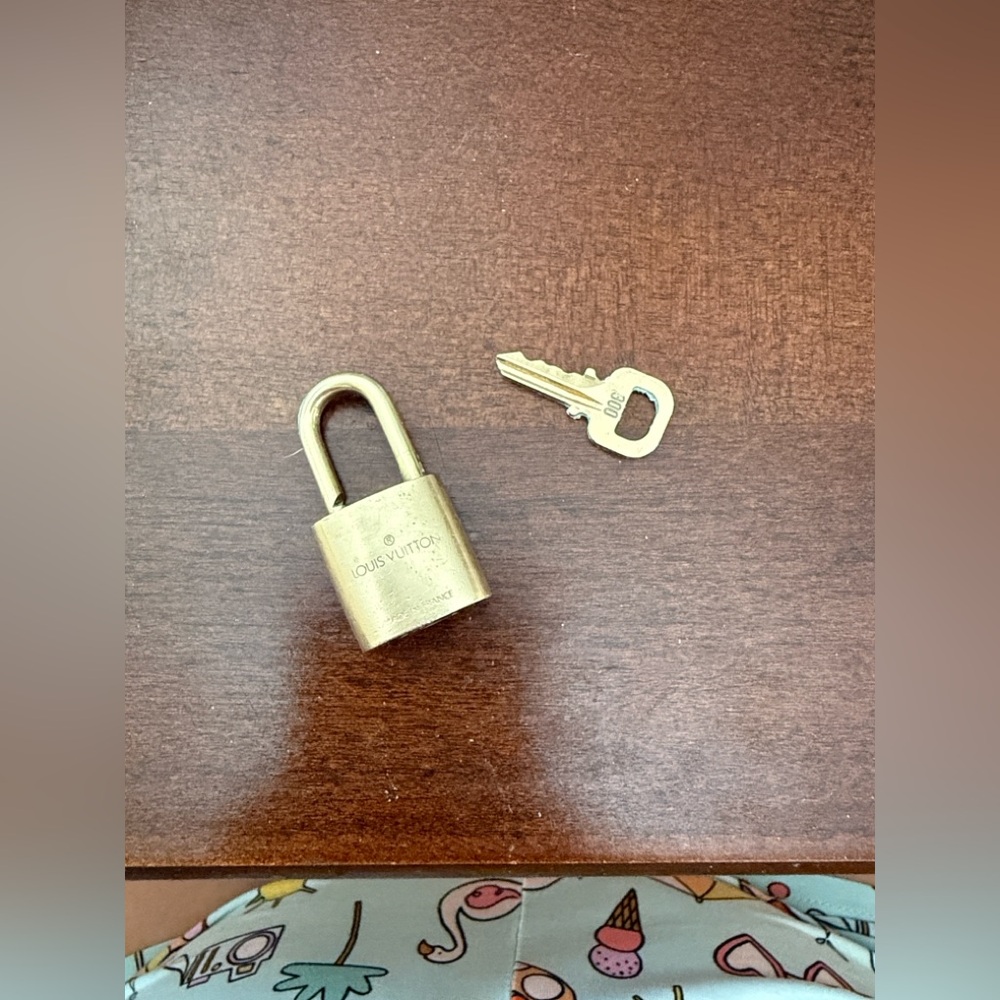 Louis vuitton brass lockset #300
